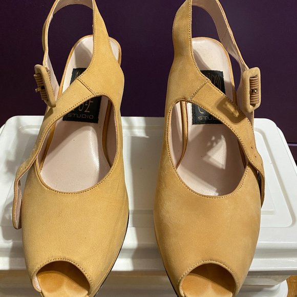 Vintage 90s Y2K American Eagle Studio Mabel Peep Toe Ankle Strap Heels size 8.5 - Picture 1 of 5